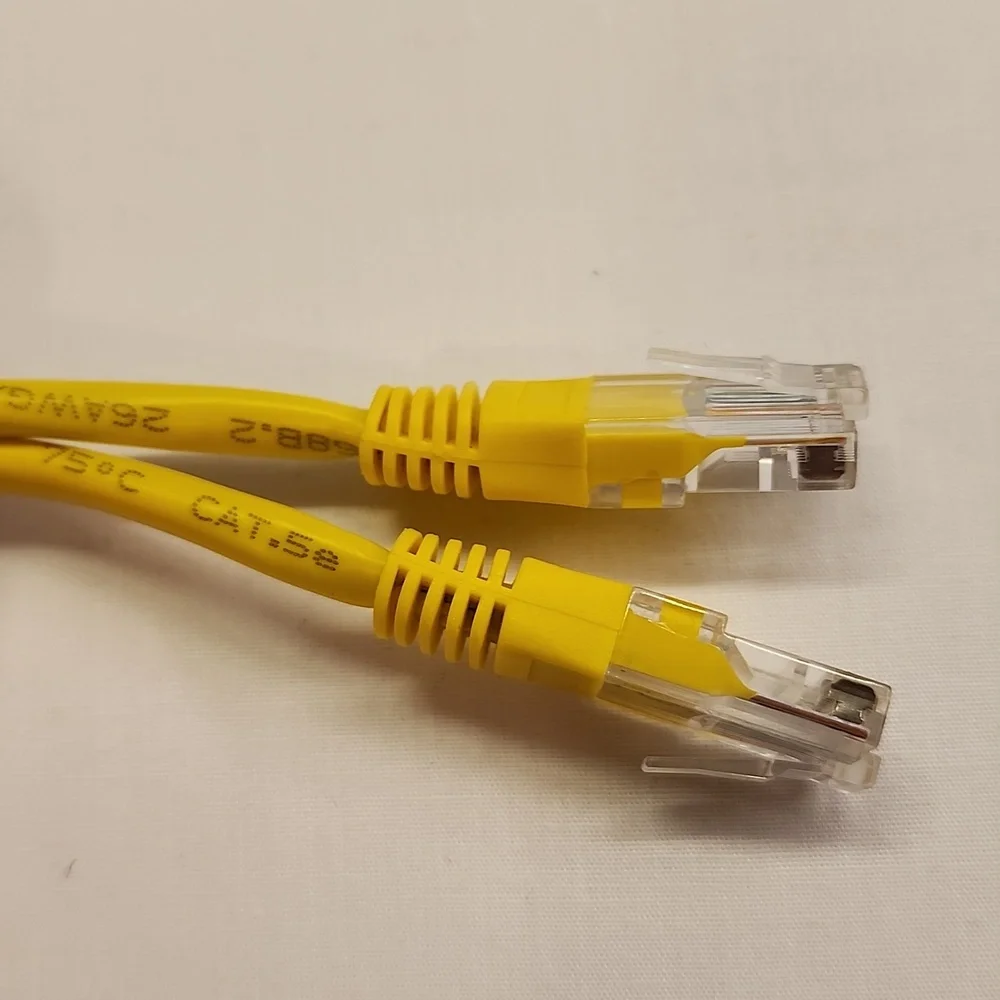 4 Piece Cat 5.e Cord Lot - Multiple Sizes